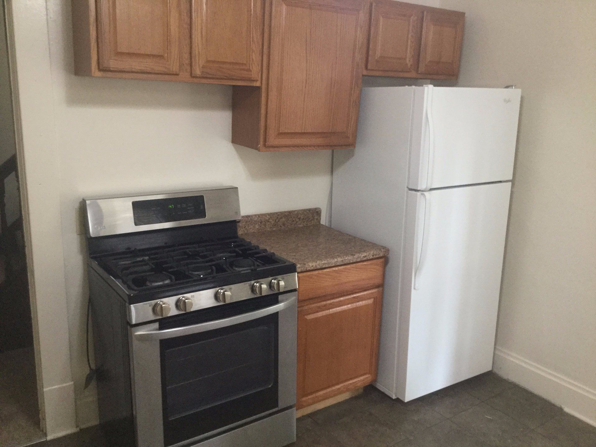 65 W. Northwood Ave kitchen