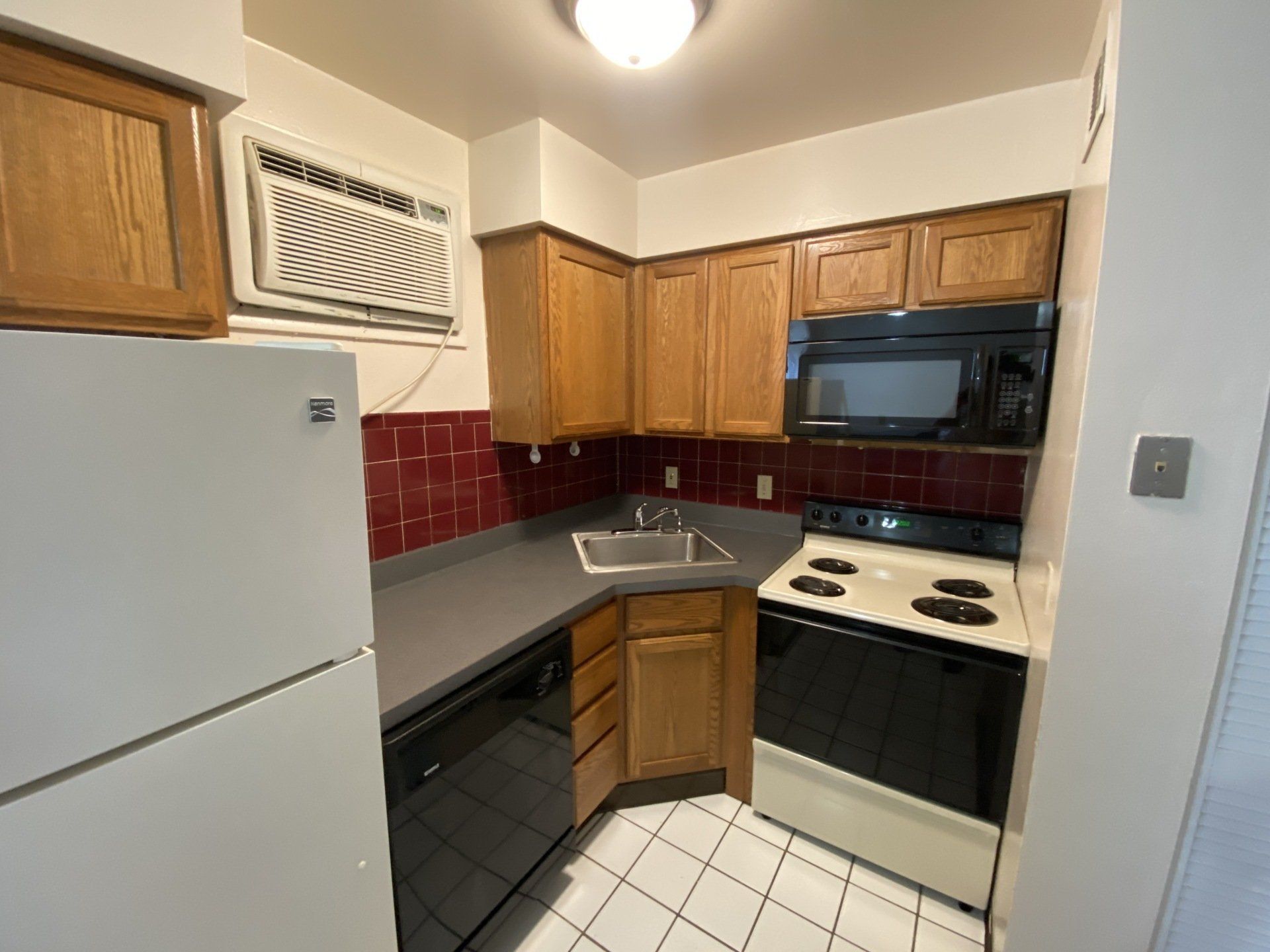 311 E. 16th Ave interior 9