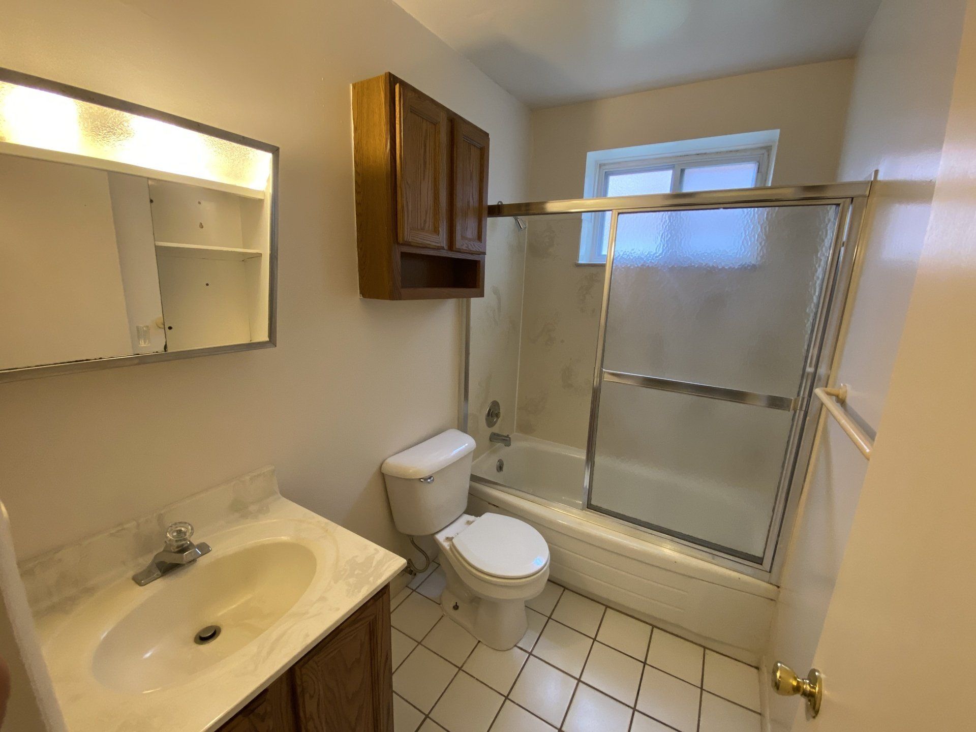 311 E. 16th Ave interior