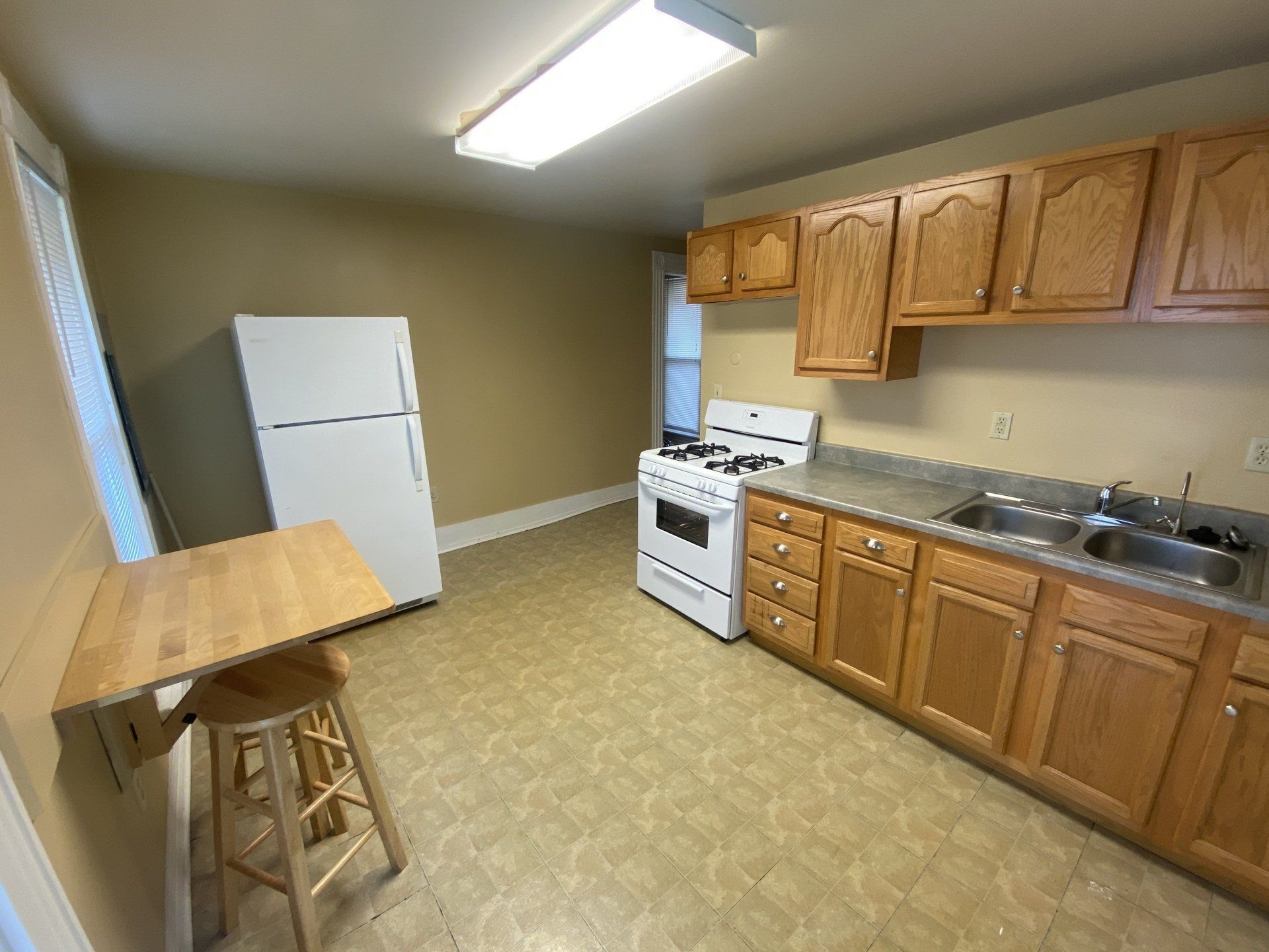 40 W. Northwood Ave. kitchen 2