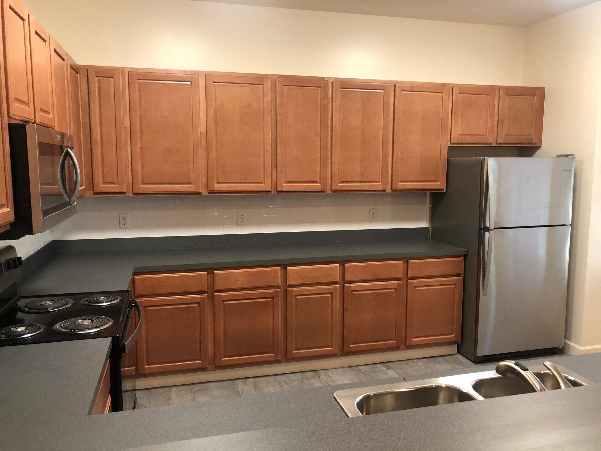 112 E. 14th Ave Apt. A kitchen