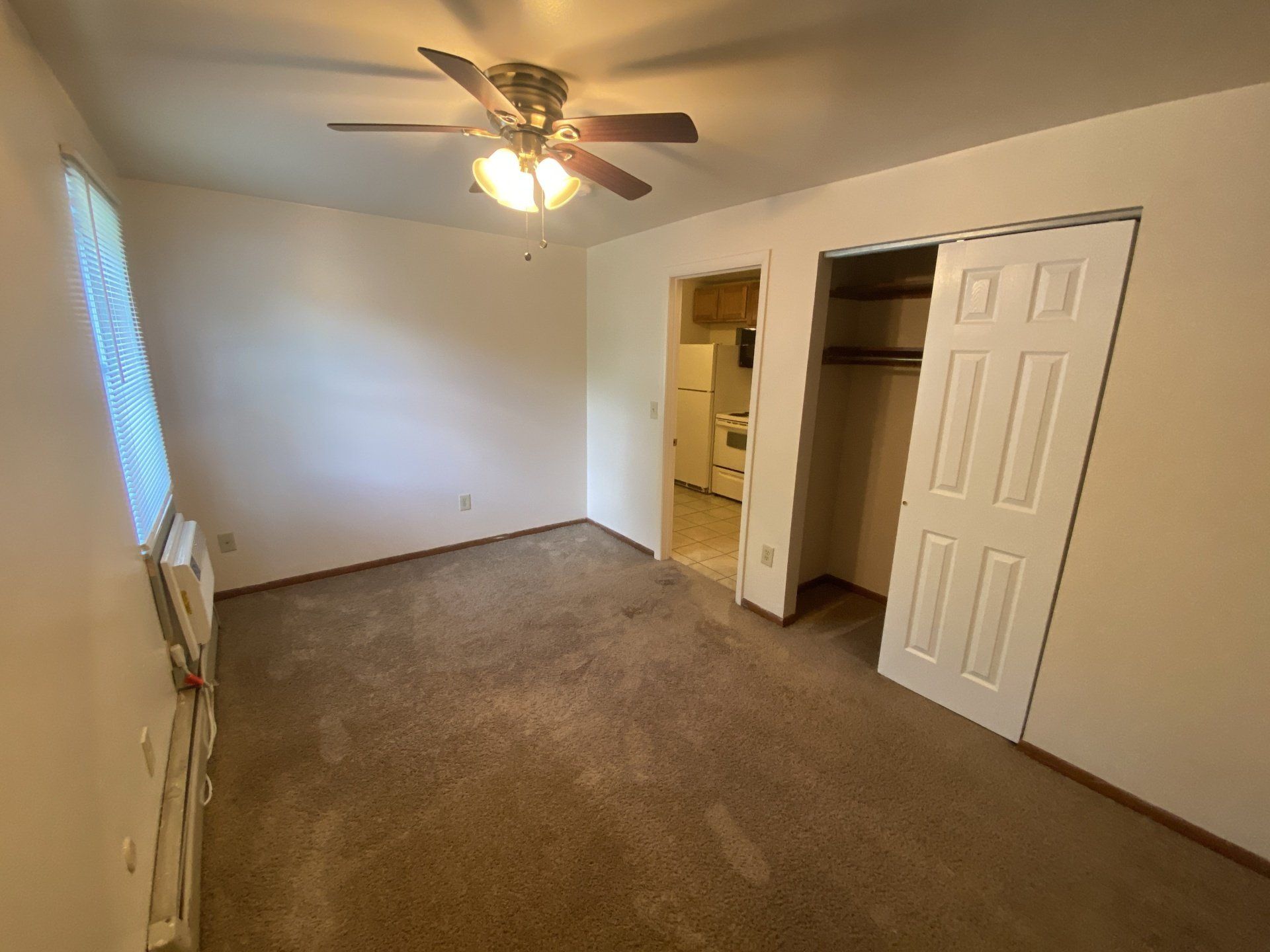 175-191 W. 9th Ave interior 6