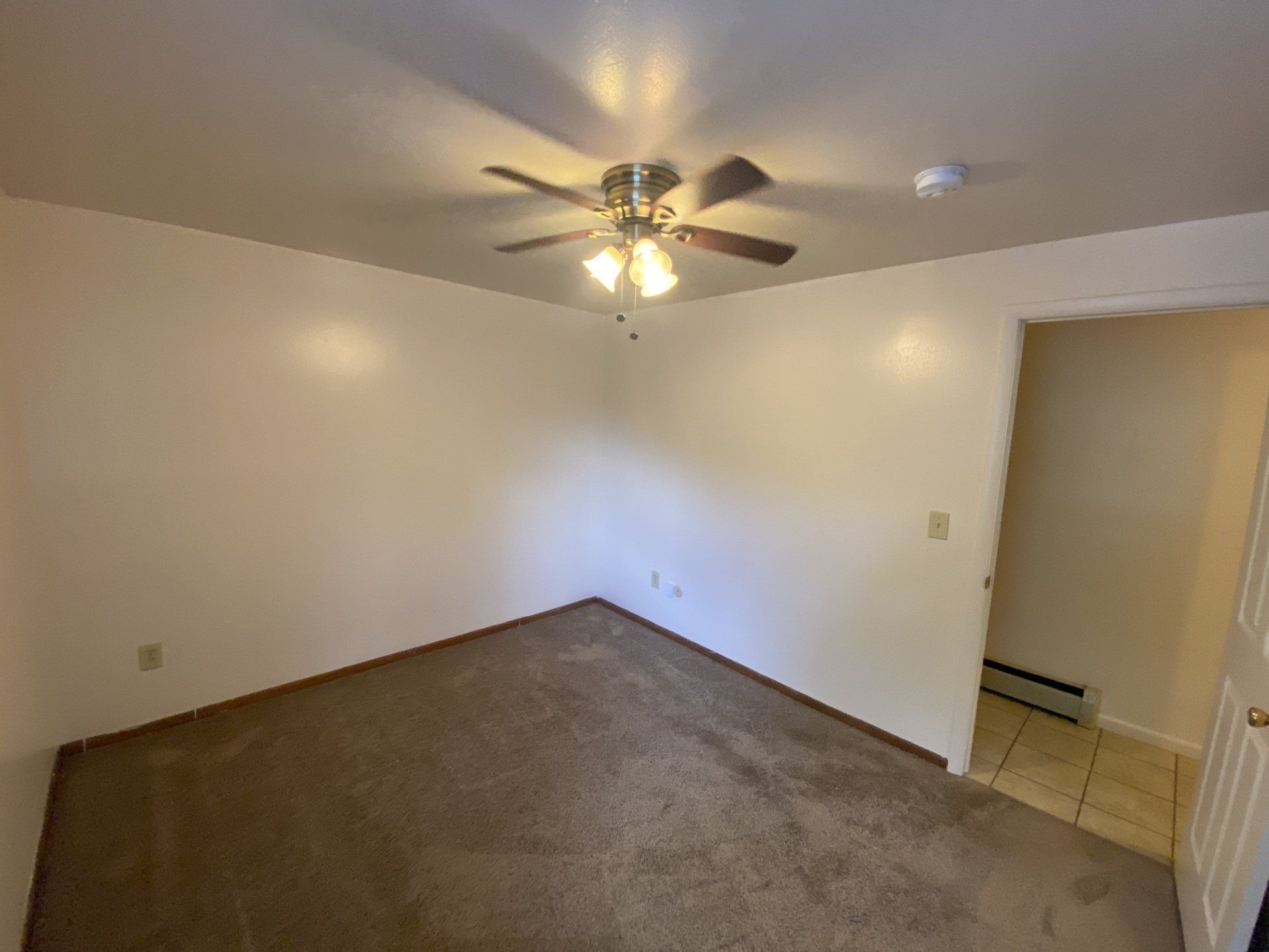 175-191 W. 9th Ave interior 5