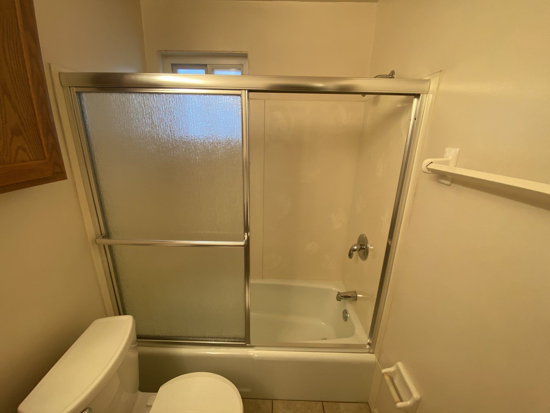 175-191 W. 9th Ave interior 2