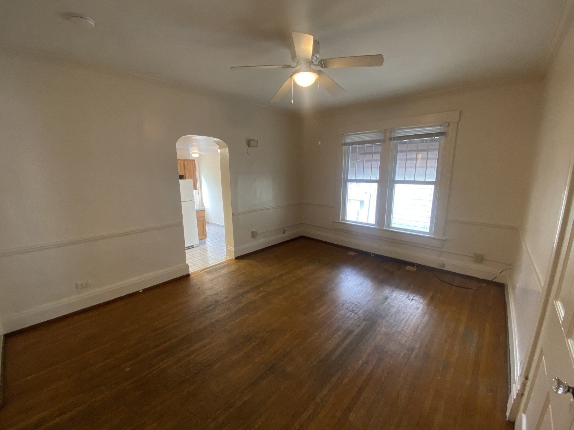 49.5 W. Tompkins Ave. - Living Room 04