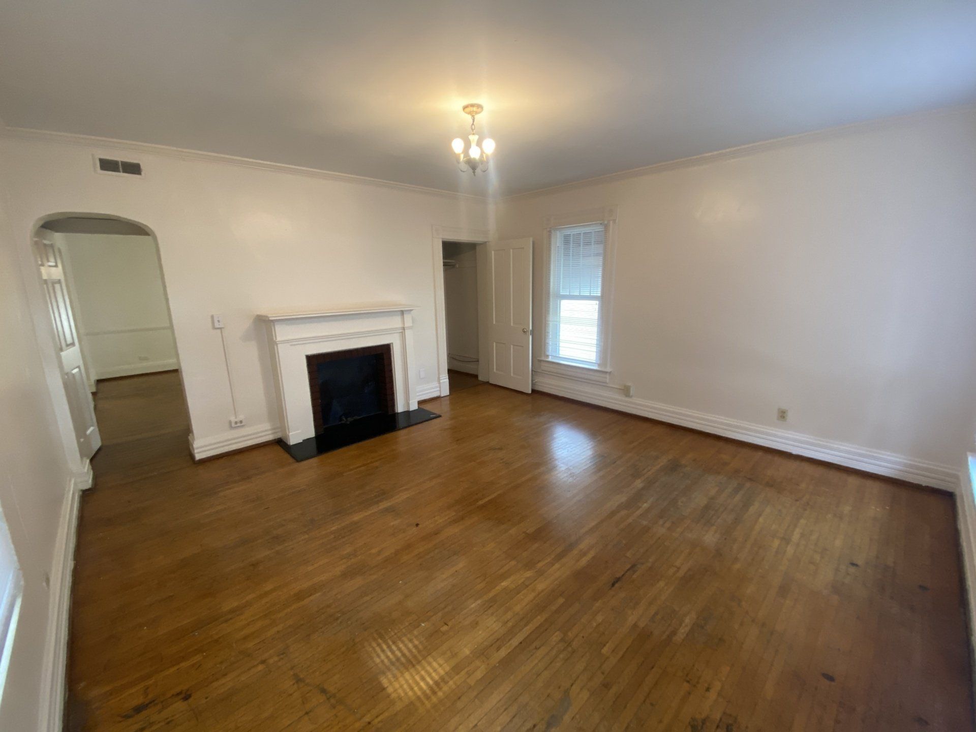 49.5 W. Tompkins Ave. - Living Room 03