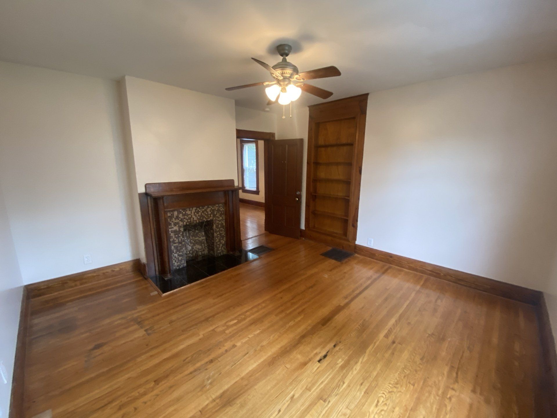 70 W. Norwich Ave living space