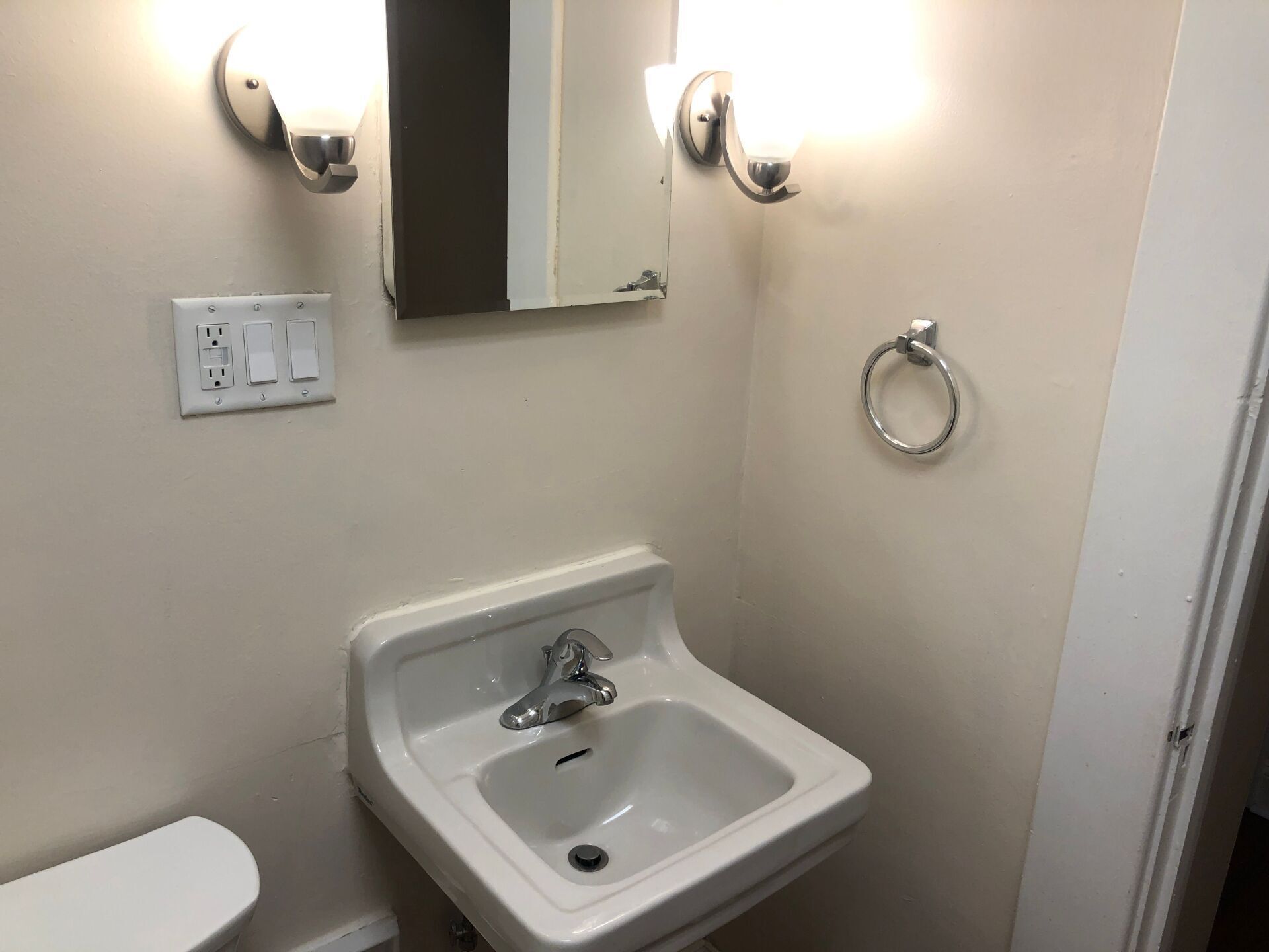 2315 N. High St bathroom