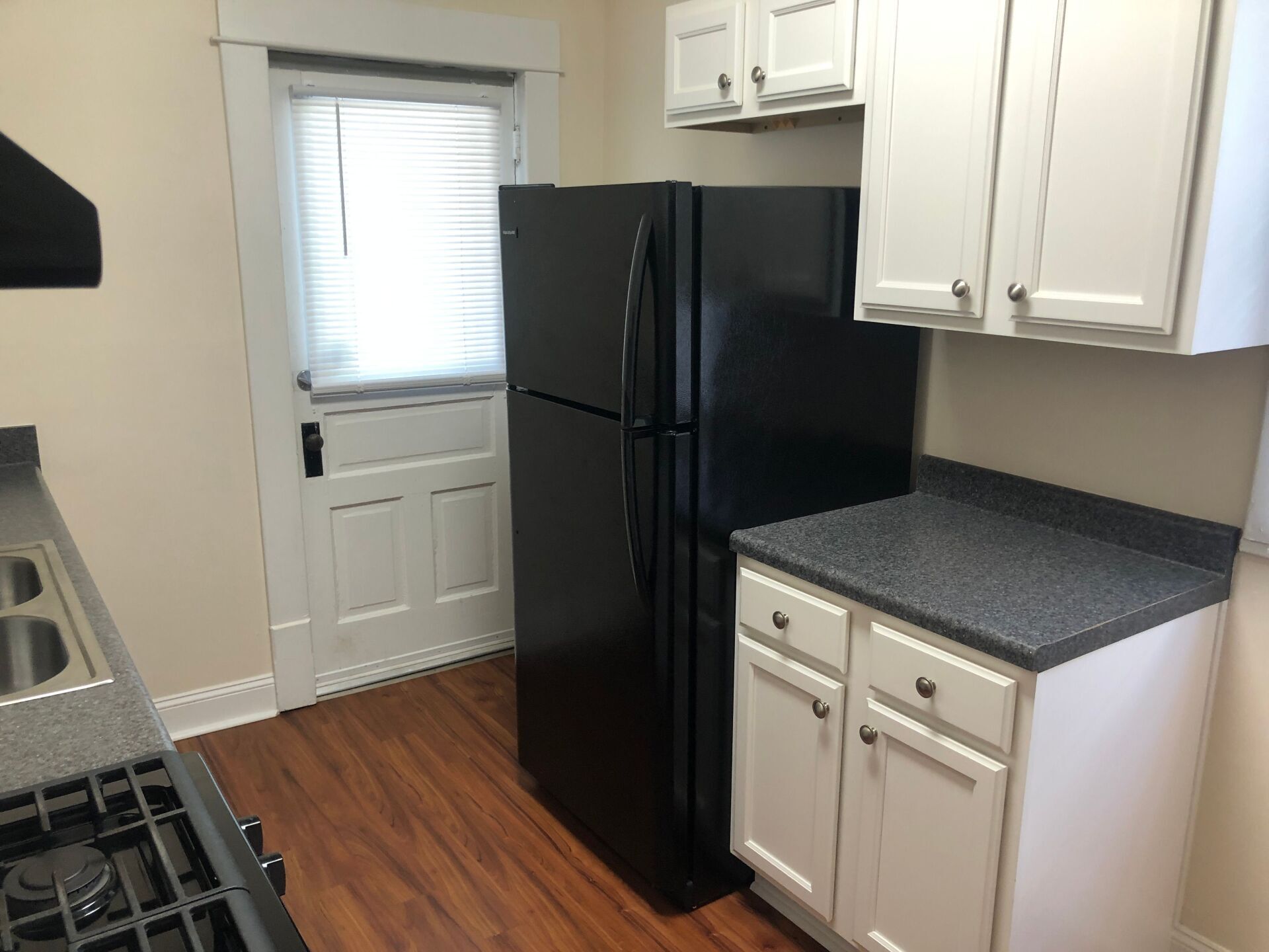 2315 N. High St kitchen