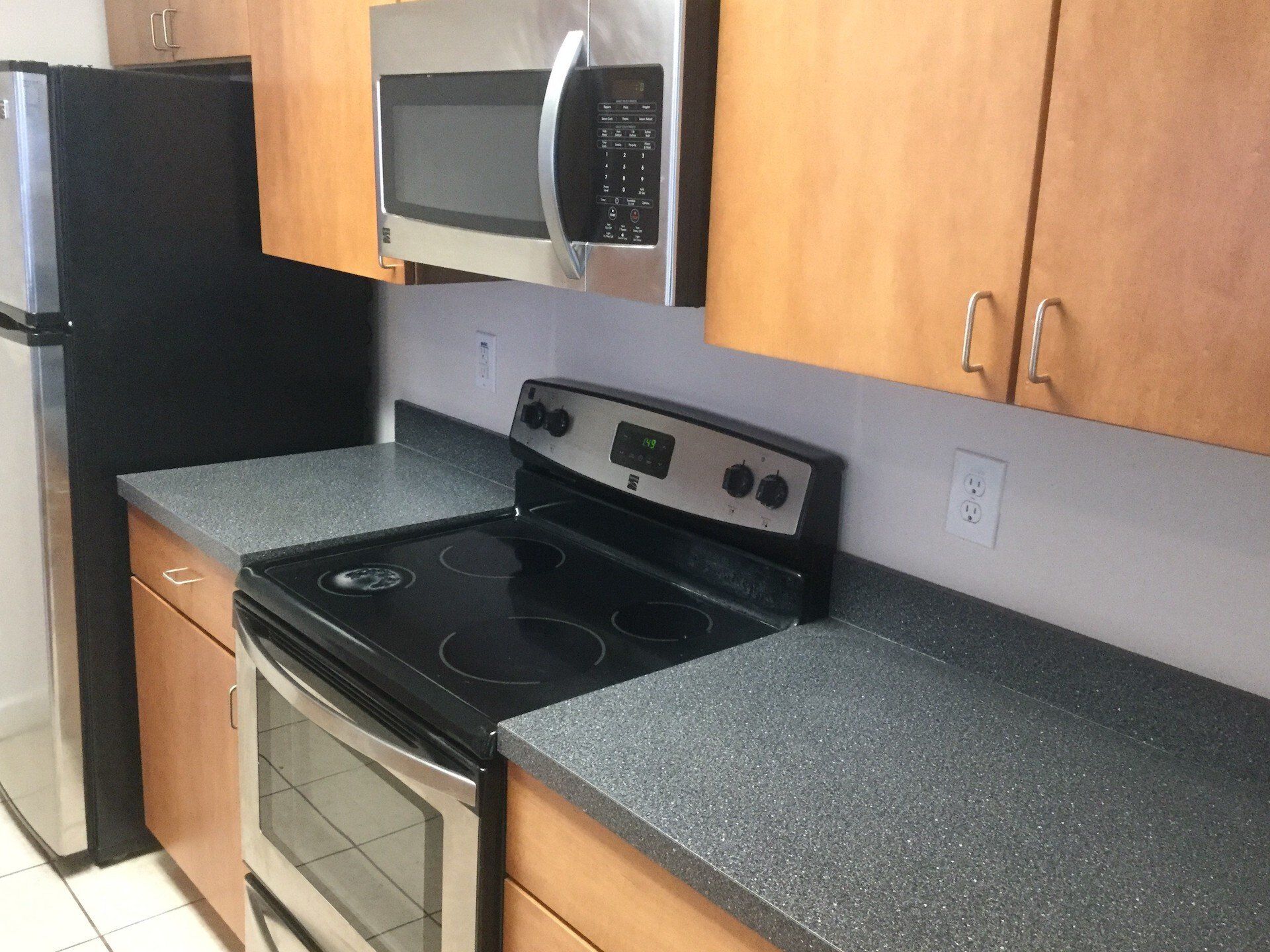 2461-2483 Wall St. - Kitchen 01