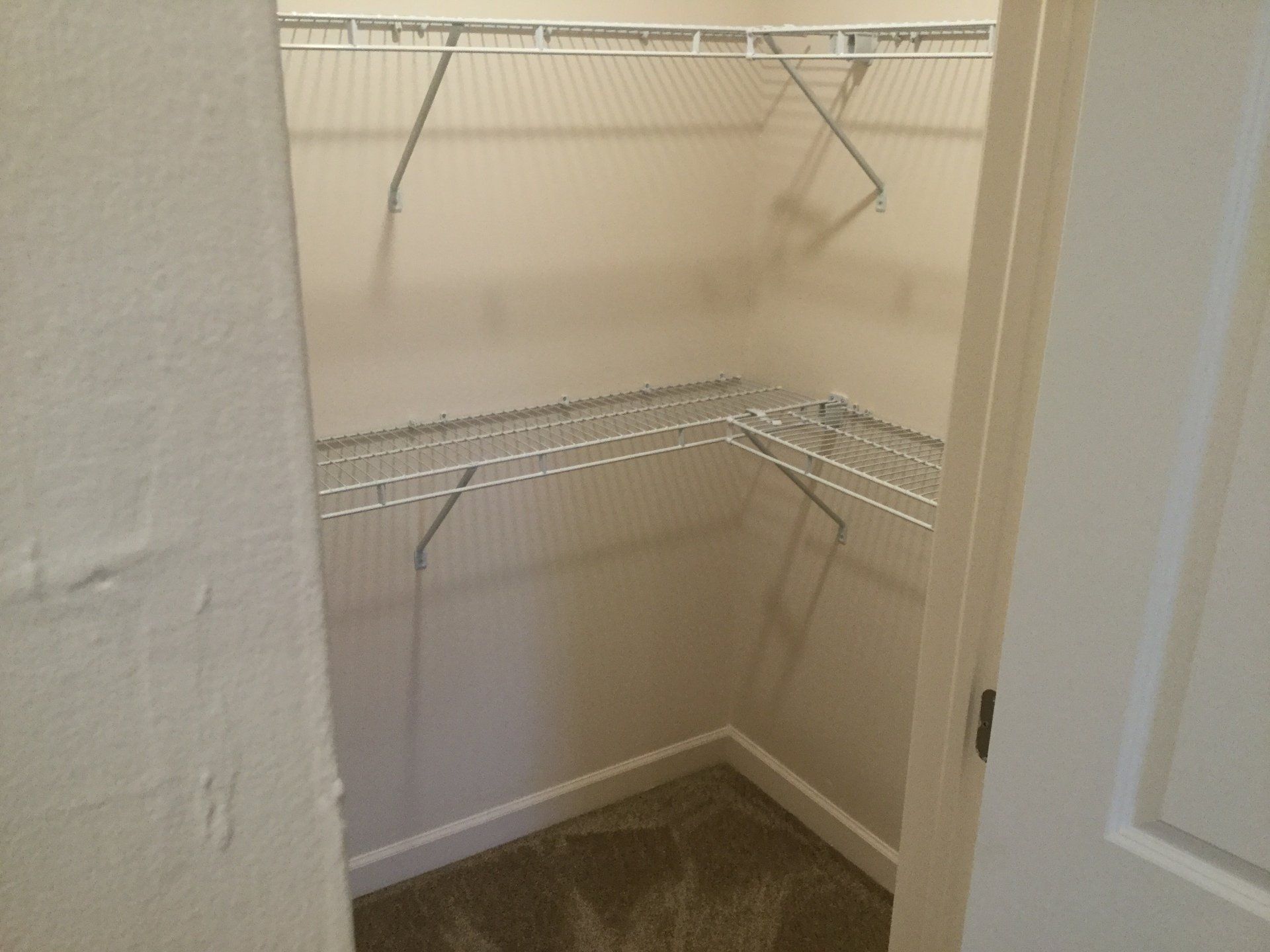 53 E. 12th Ave Apt. B spacious closet