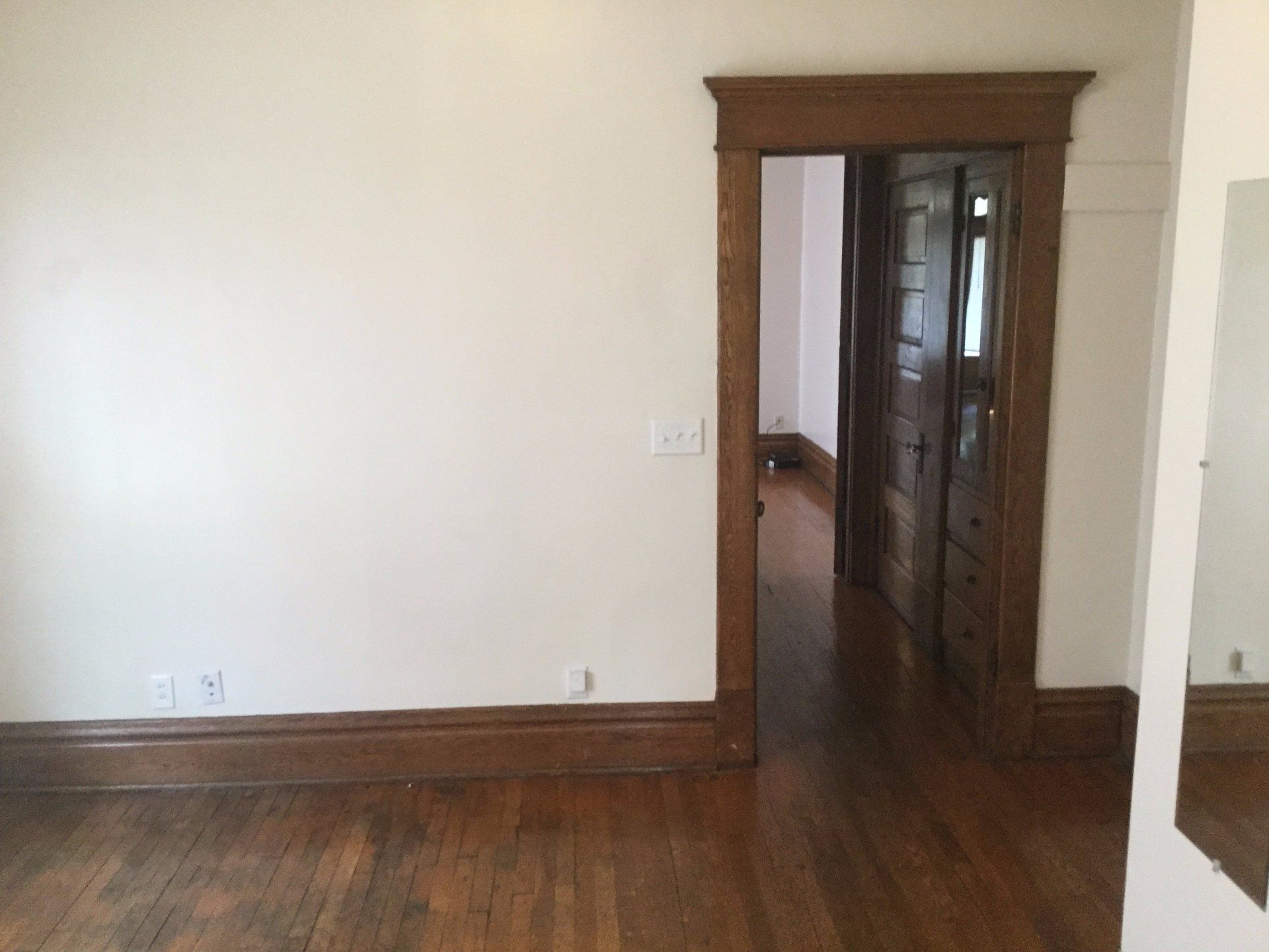 2304-2306 N. High St interior 6