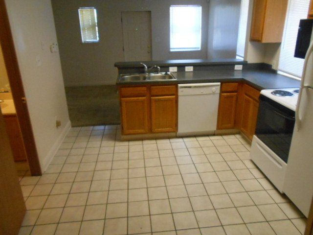 50 W. 10 Ave - Kitchen 03- Apt 02