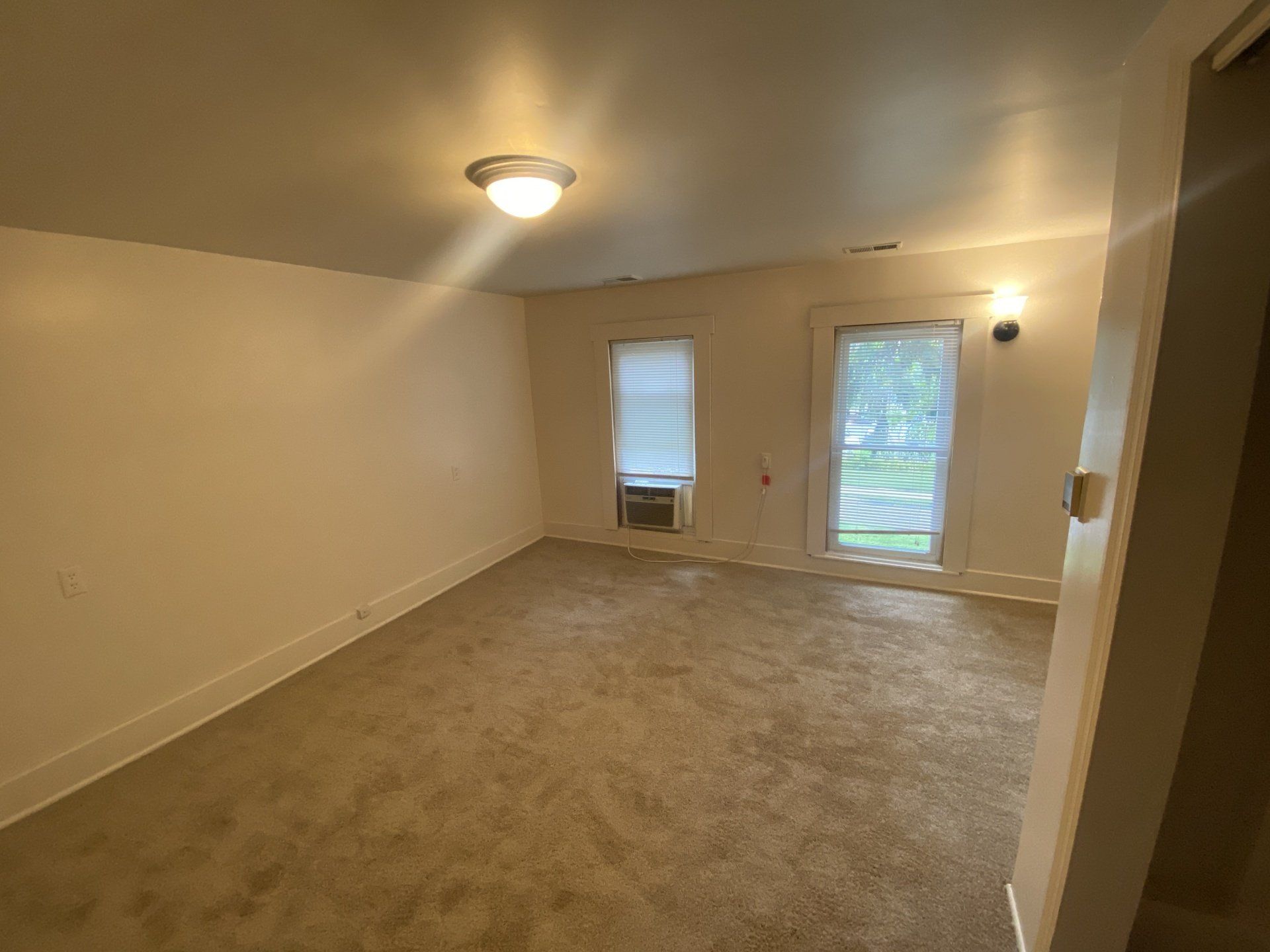 36 W. Northwood Ave. bedroom 1