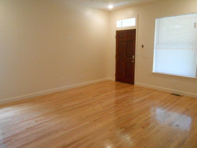 105 E. Lane Ave interior