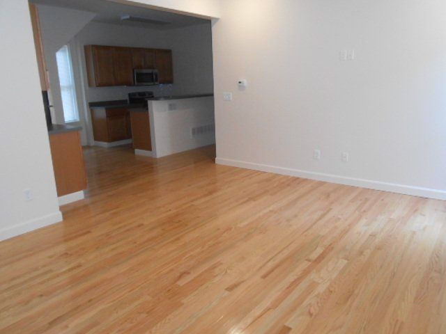 105 E. Lane Ave living room