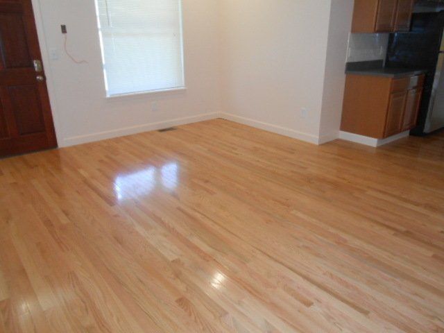 105 E. Lane Ave interior 2