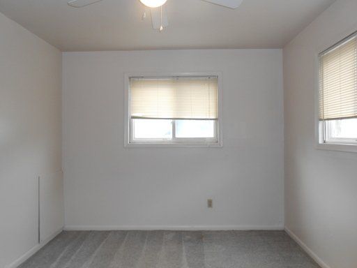 1596 Highland bedroom 2