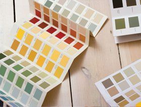 Paper hanging - Scotland - Alan Smith Painter & Decorator - Color swatches