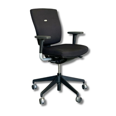 Refurbished Senator Sprint fabric task chair in black