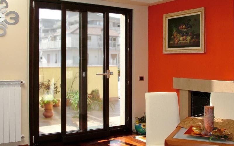 Porta finestra a vetri