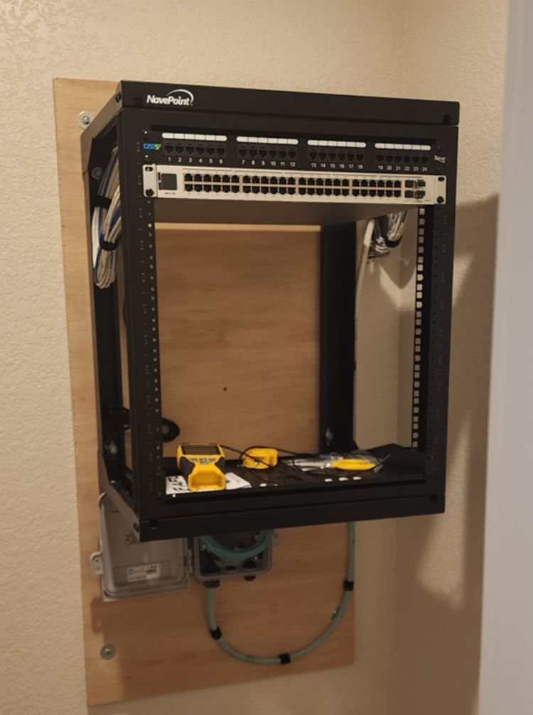 A rack with the word powerline on it