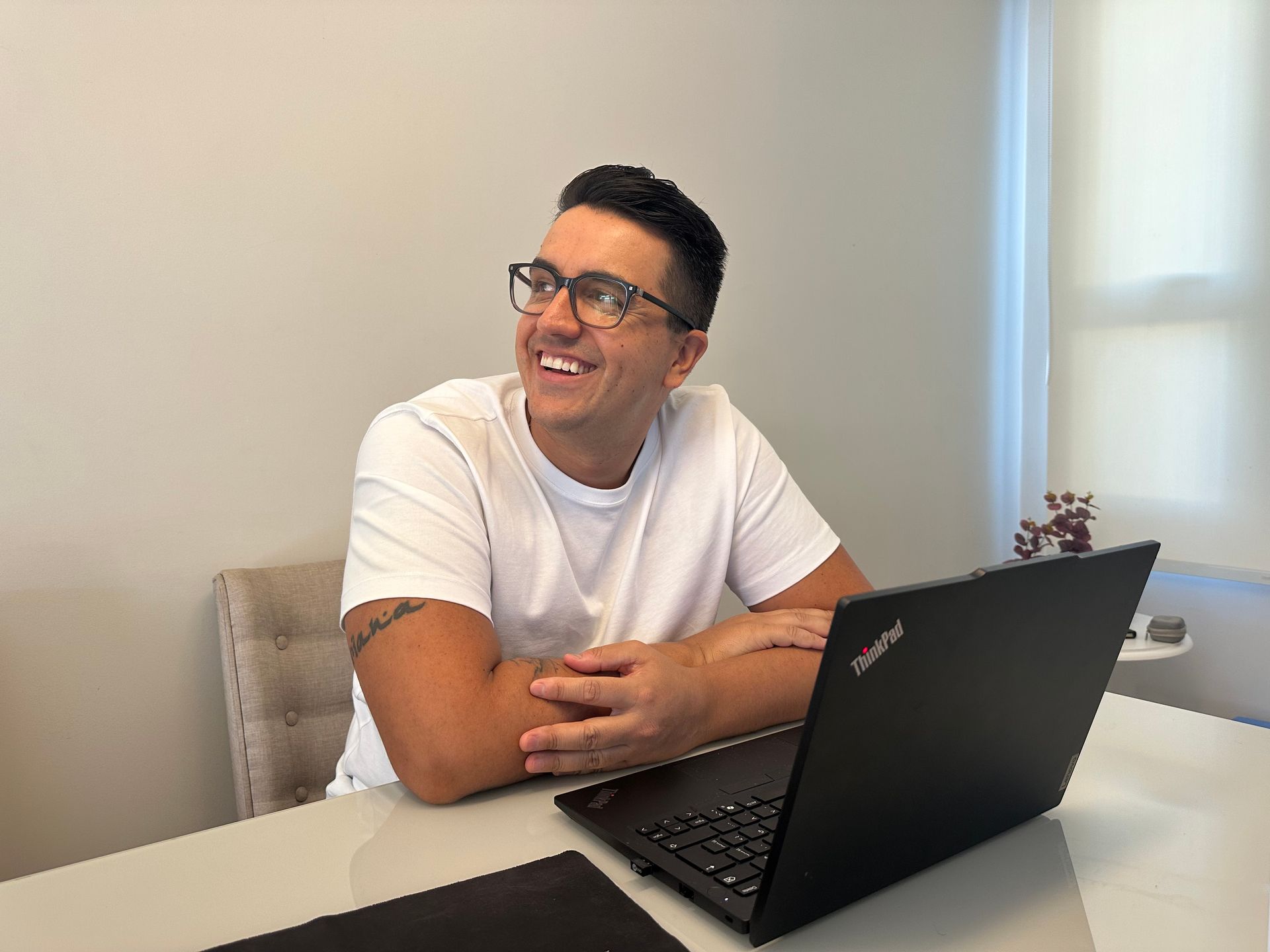 Plantões pagos como pessoa física: o risco oculto que todo médico precisa evitar