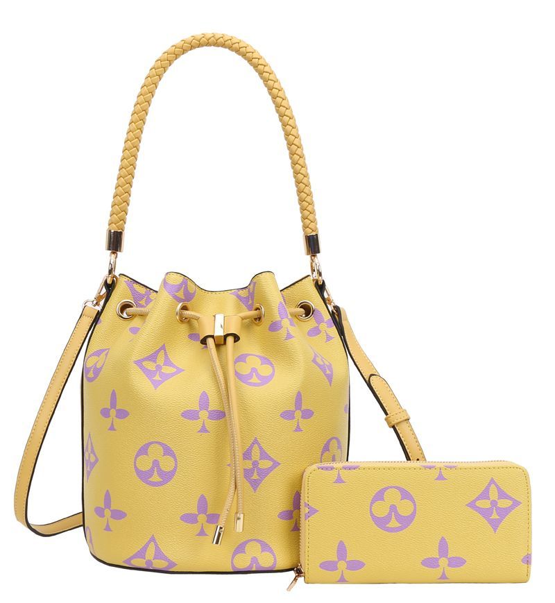 2 in-1 Monogram Bucket Draw String - Shoulder Bag
2 pcs Set
Woven Handle
An adjustable shoulder strap is included.
Made of Vegan faux leather.
Gold-tone hardware.
Interior - 3 card slots and 1 zip pocket.
Closure -  Draw String
Size: 9.5 