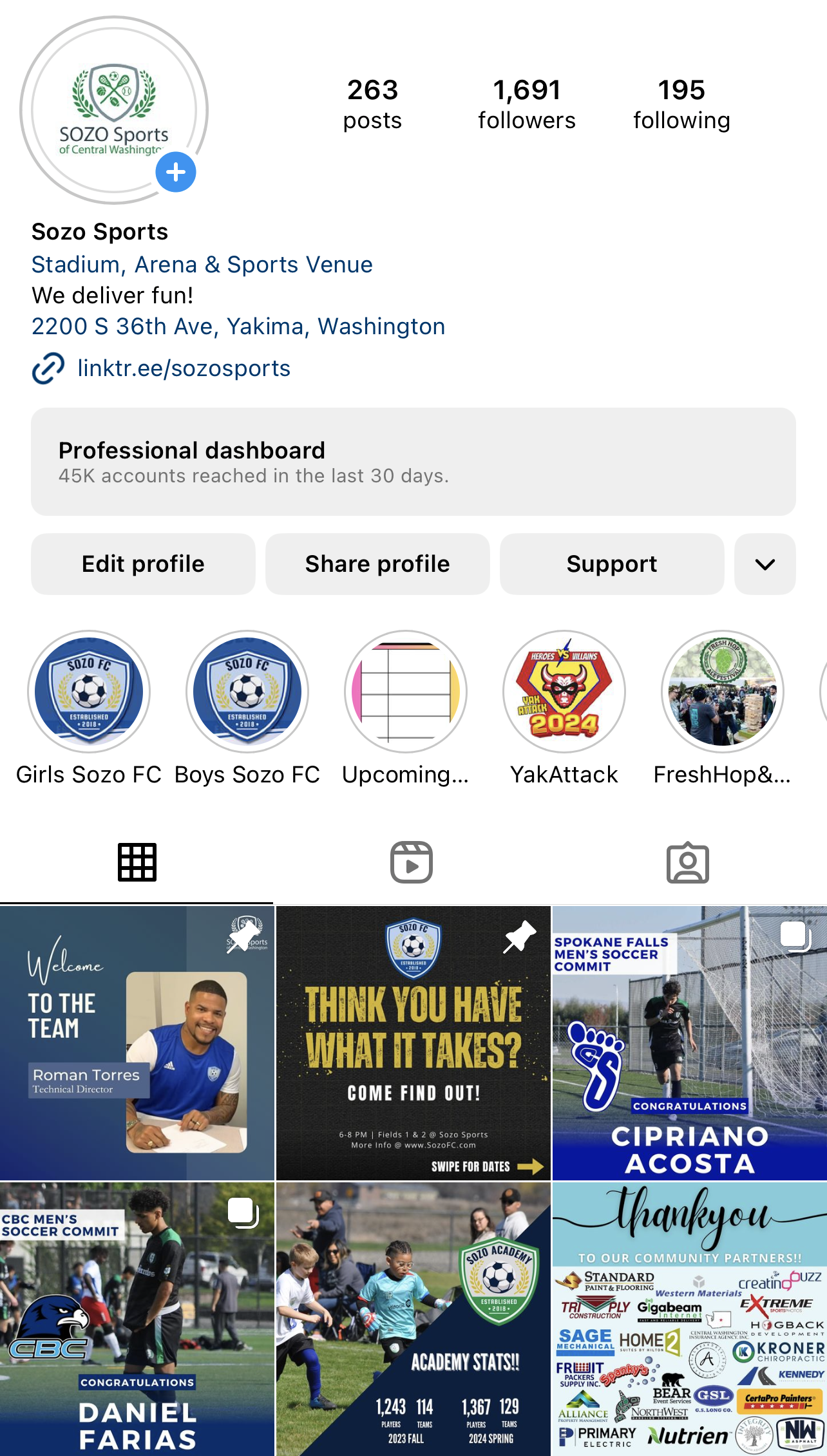 A screenshot of a soccer team 's instagram page.