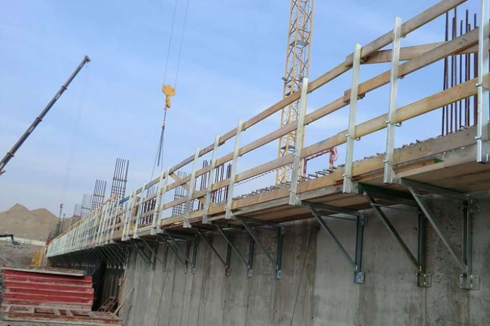 Ponteggi per edilizia