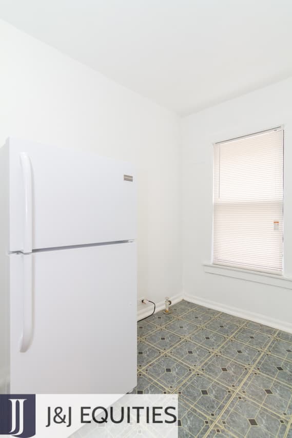 Convertible (4800-3B)