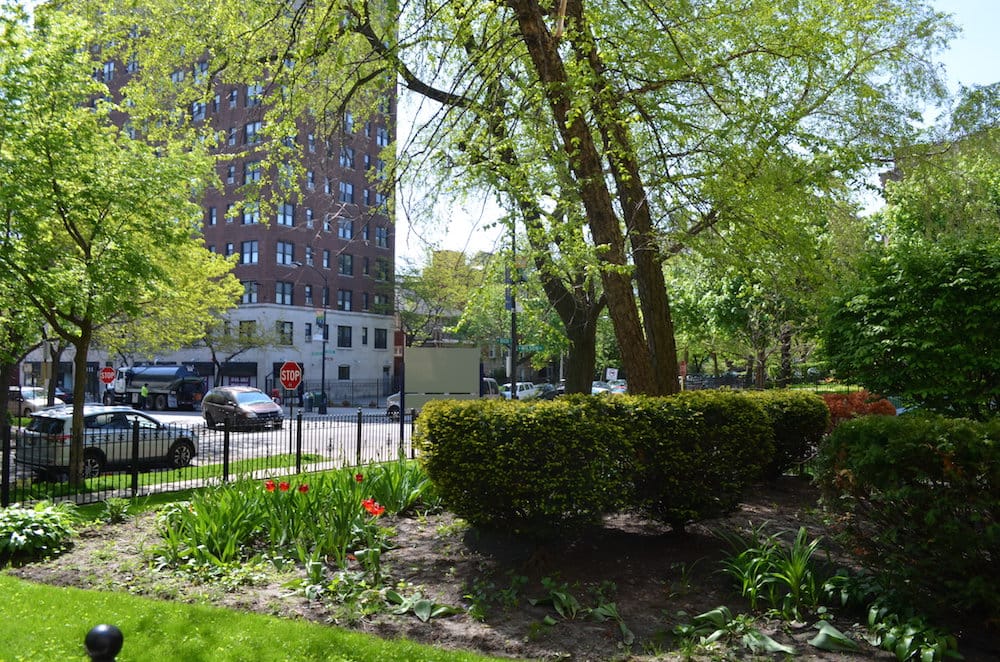 4600-4608 N. Beacon St. Exterior