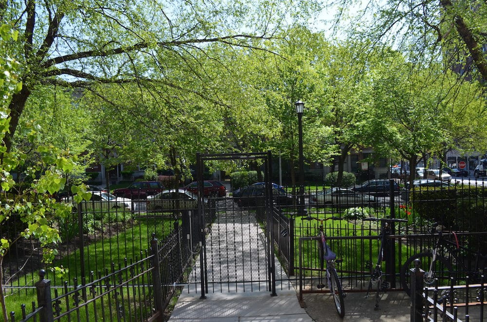 4600-4608 N. Beacon St. Exterior