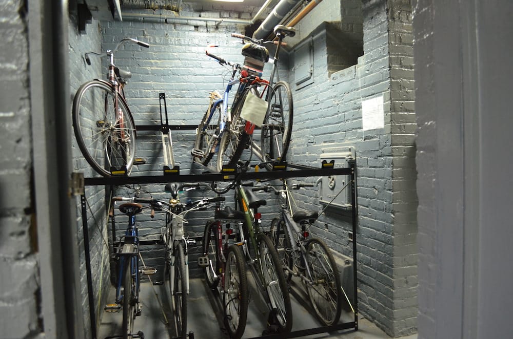 4735 N. Beacon St. Interior Bike