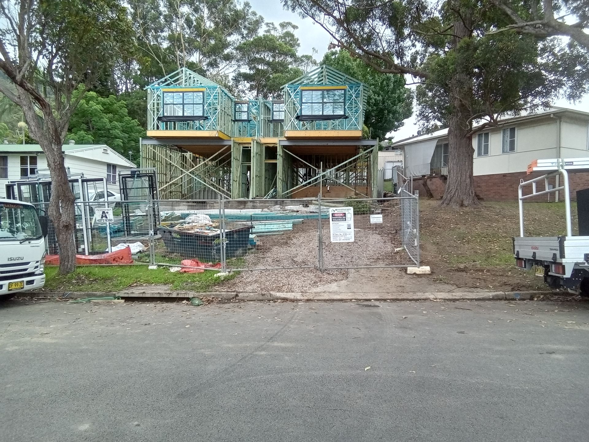 Two-storey duplex timber framing installed in Balgownie Illawarra