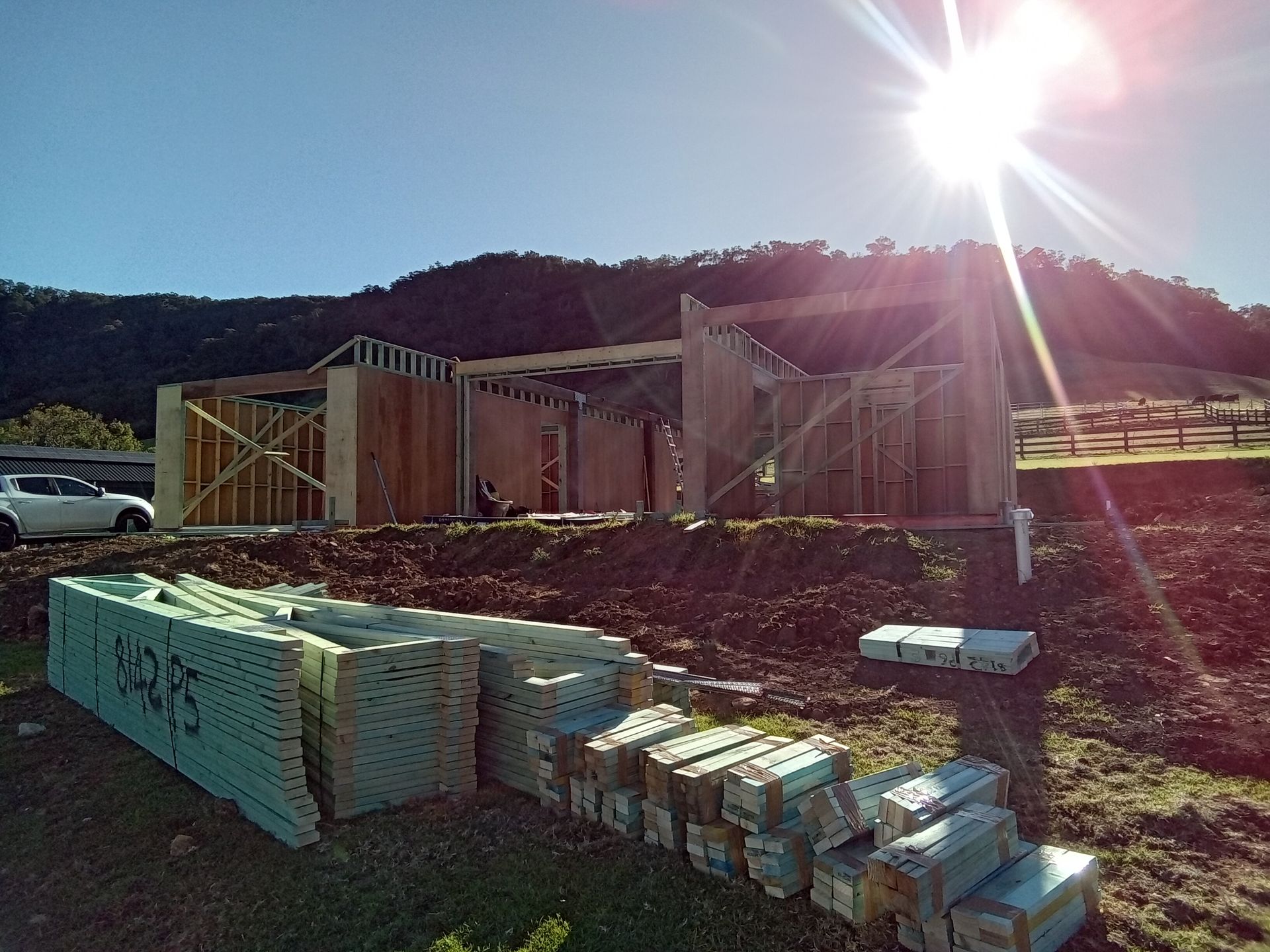 Prefabricated timber wall frames delivered and installed at rural build in Curramore NSW