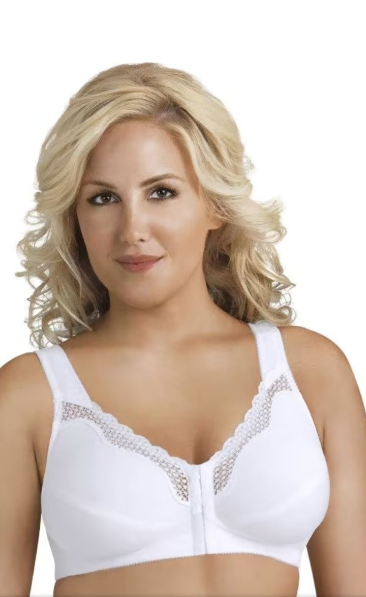 Equisite Front Close — Shona's Lingerie in Hermit Park, QLD