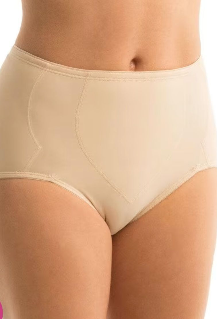 Triumph 10020738 Minimiser Hips — Shona's Lingerie in Hermit Park, QLD
