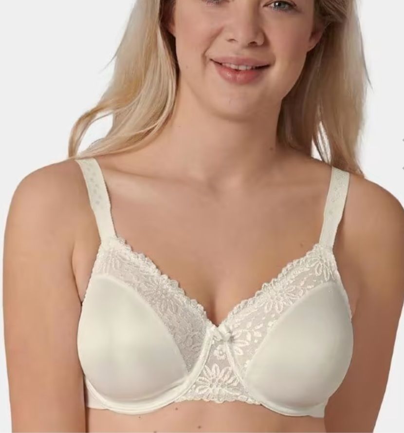 Triumph 10166306 Ladyform — Shona's Lingerie in Hermit Park, QLD