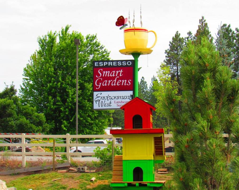 Smart Gardens Nursery Goat House