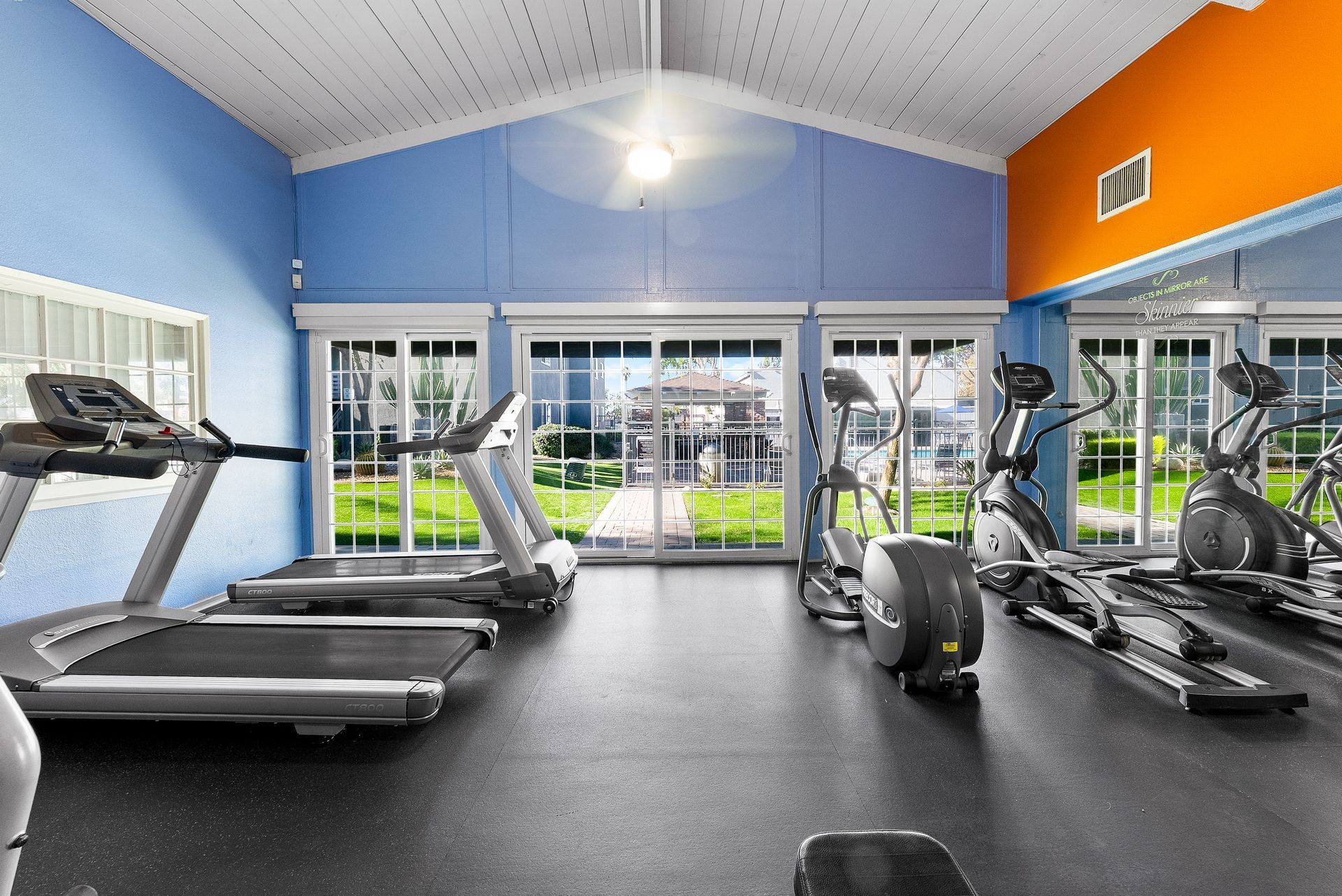 Sliding Photo Gallery Displaying Community Amenities