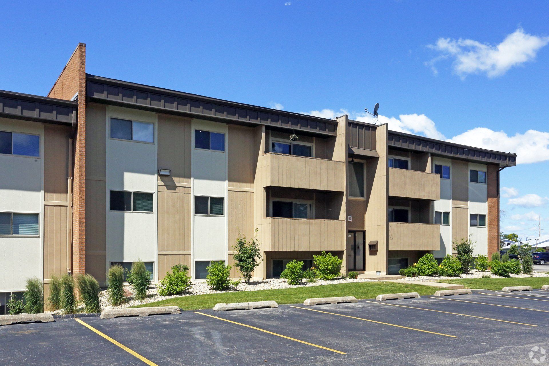 Home The Flats at Dunlap Peoria, IL