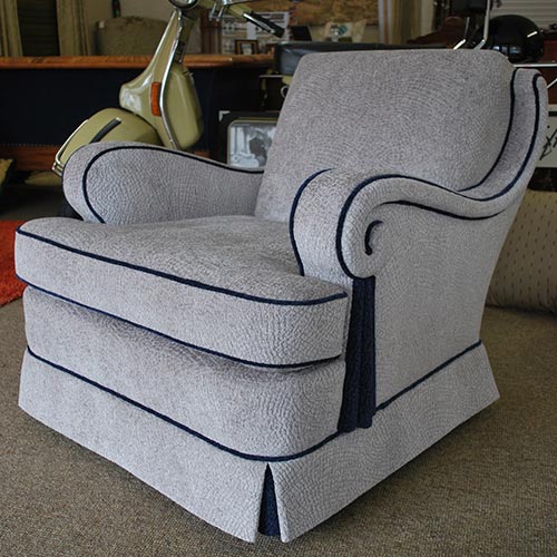 Single Sofa Chair - Antique Furniture in North Providence, RI