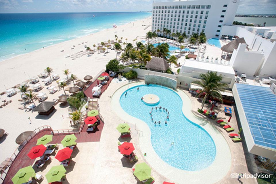 Sunset Royal Beach Resort — Orlando, FL — Pro Vacation Group