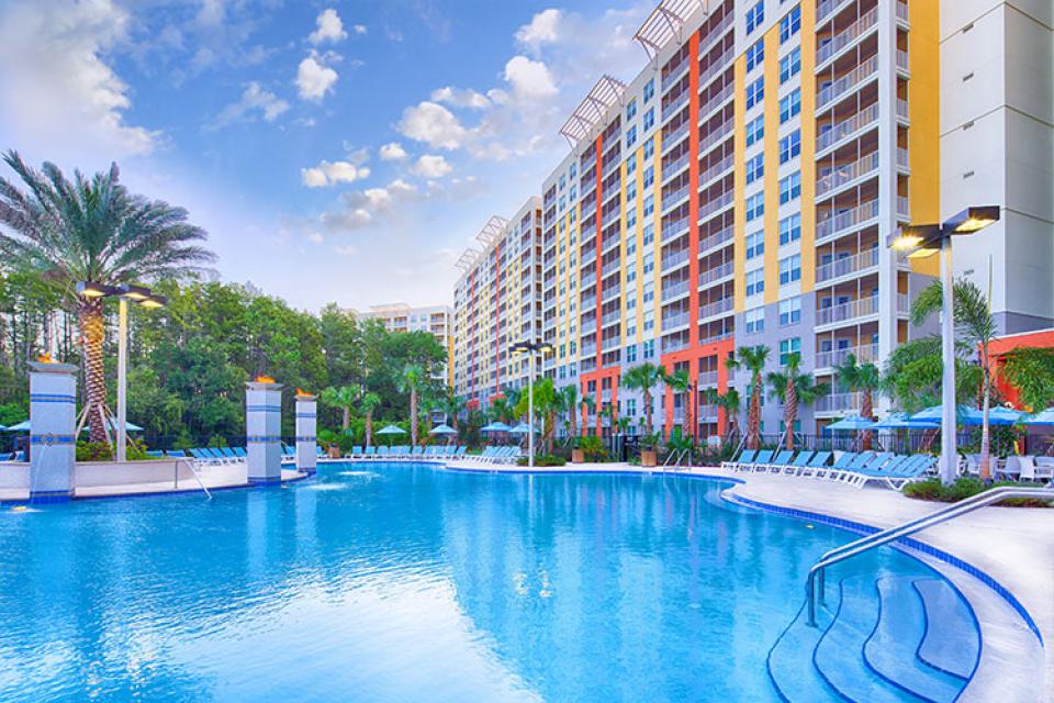 Vacation Village at Parkway Pool Side — Orlando, FL — Pro Vacation Group