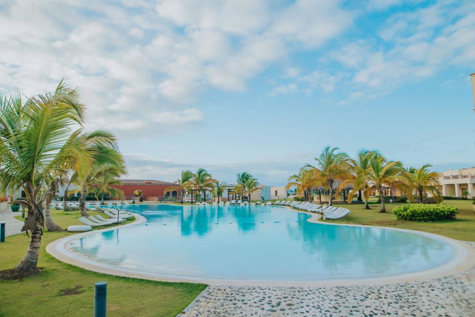 Ancora Punta Cana Pool — Orlando, FL — Pro Vacation Group