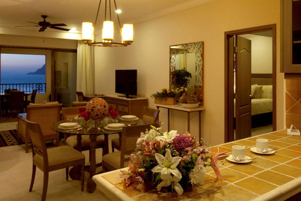 Villa Del Palmar Islands of Loreto Room — Orlando, FL — Pro Vacation Group