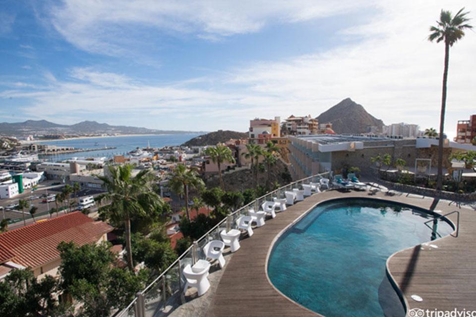 Sandos Finisterra Pool Side — Orlando, FL — Pro Vacation Group