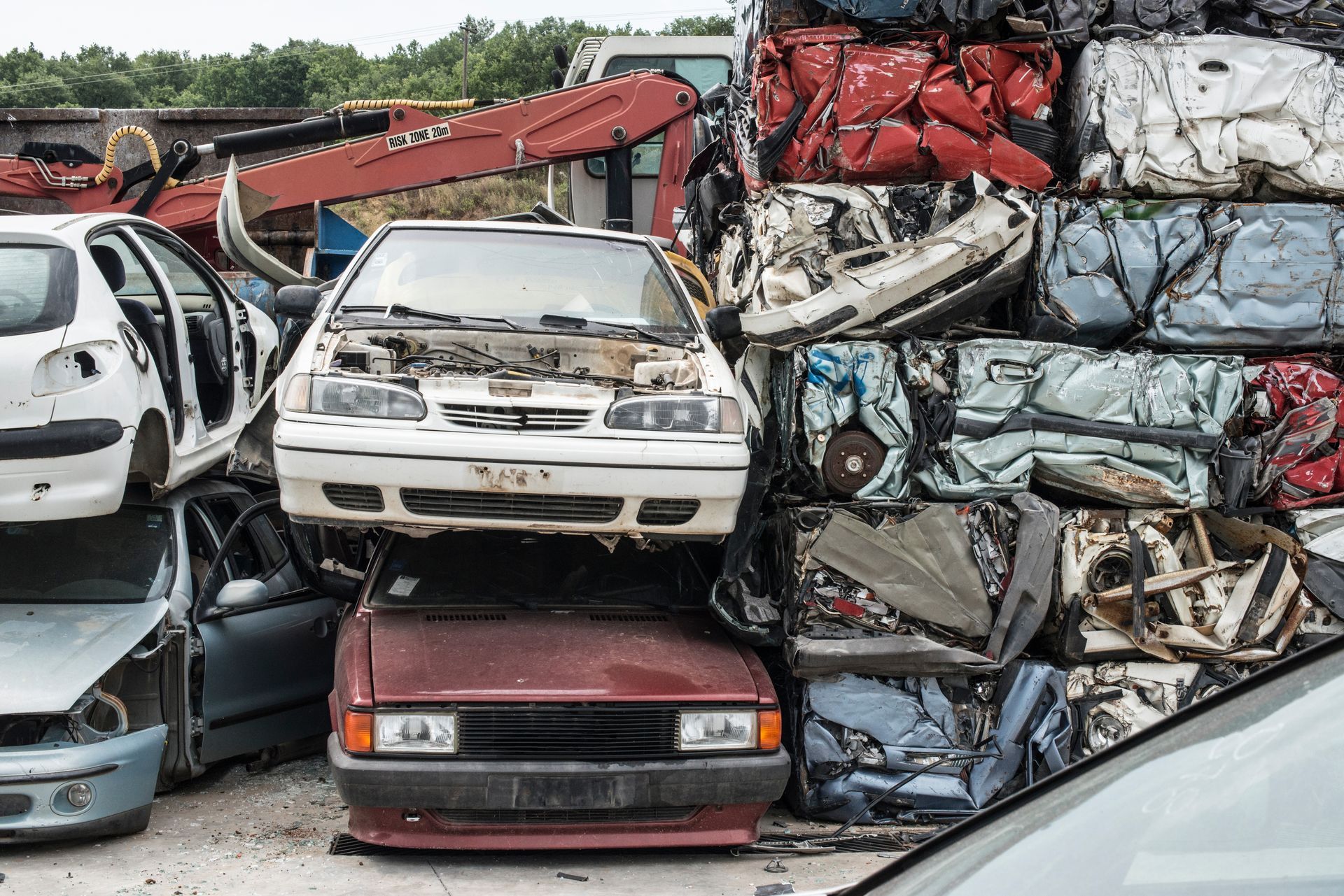 salvage vehicle and machinery purchasing