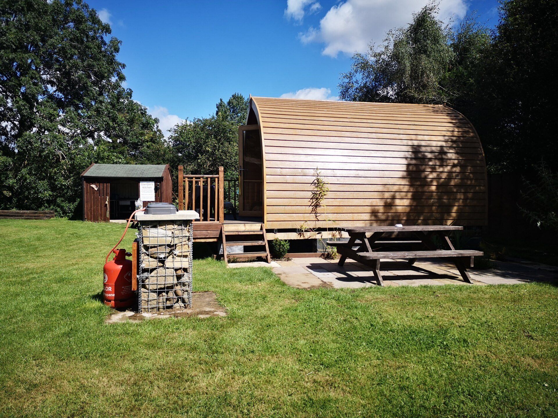Glamping Pods with Toilets Three Horseshoes, Lincolnshire Wolds